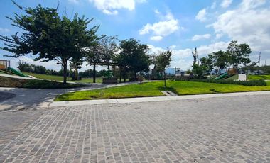 Terreno residencial en Fraccionamiento Hacienda Carlota