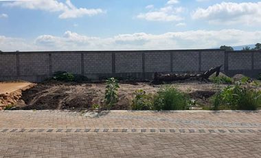 Terreno residencial en Fraccionamiento Hacienda Carlota