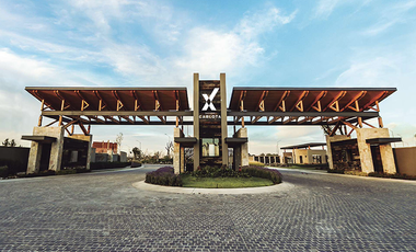 Terreno residencial en Fraccionamiento Hacienda Carlota