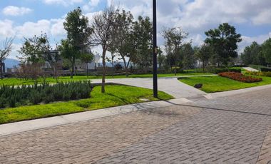 Terreno residencial en Fraccionamiento Hacienda Carlota