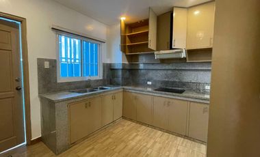 3 BEDROOMS HOUSE AND LOT FOR RENT/SALE  IN FRIENDSHIP HIGHWAY ANGELES CITY PAMPANGA