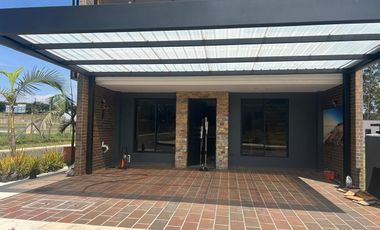 venta de casa unifamiliar en Marinilla