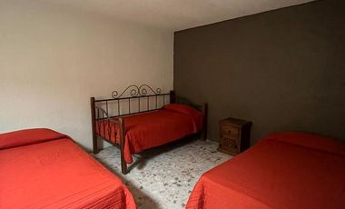 CASA SOLA CON ALBERCA EN VILLAS DEL DESCANSO MORELOS 3 RECAMARAS