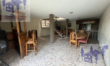 CASA SOLA CON ALBERCA EN VILLAS DEL DESCANSO MORELOS 3 RECAMARAS