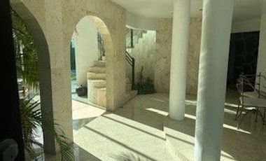 RENTO ESTUDIO EN COLONIA MONTECRISTO MUY CERCA DEL COLEGIO CUMBRES