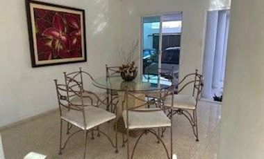 RENTO ESTUDIO EN COLONIA MONTECRISTO MUY CERCA DEL COLEGIO CUMBRES