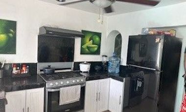 RENTO ESTUDIO EN COLONIA MONTECRISTO MUY CERCA DEL COLEGIO CUMBRES