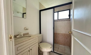 CASA EN VENTA EN FRACCIONAMIENTO LOMAS DE COCOYOC MORELOS