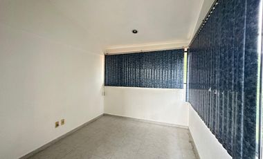 CASA EN VENTA EN FRACCIONAMIENTO LOMAS DE COCOYOC MORELOS