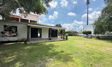 CASA EN VENTA EN FRACCIONAMIENTO LOMAS DE COCOYOC MORELOS