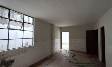 VENTA DE CASA COMO TERRENO, 276 M2, RDM PARA 7 PISOS, COMERCIO VECINAL, 25 M DE FRENTE