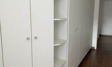 Alquiler_de_Moderno_Departamento_Amoblado_en_Miraflores