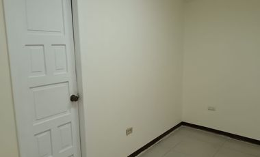 Departamento de alquiler en Kennedy Norte, Planta Baja, 140 m2