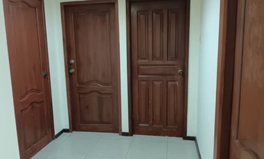 Departamento de alquiler en Kennedy Norte, Planta Baja, 140 m2