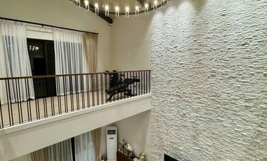 FOR SALE - Semi-Furnished House and Lot in The Orchard Golf & Country Club, Dasmarinas, Cavite