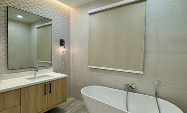 FOR SALE - Semi-Furnished House and Lot in The Orchard Golf & Country Club, Dasmarinas, Cavite