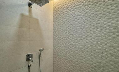 FOR SALE - Semi-Furnished House and Lot in The Orchard Golf & Country Club, Dasmarinas, Cavite