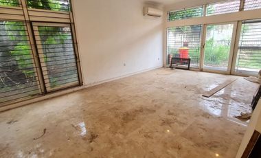 DIJUAL RUMAH DI JLN. PATRA KUNINGAN KUNINGAN TIMUR SETIABUDI JAKARTA SELATAN