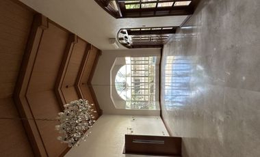 Rush Sale House and Lot in Ayala Alabang Village Muntinlupa City!