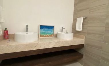 CASA AMUEBLADA Y EQUIPADA AL NORTE DE AGUASCALIENTES