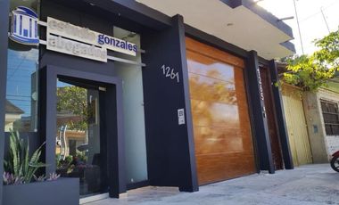 TARAPOTO VENDO CASA CON LOCAL COMERCIAL 240 M² 3 PISOS