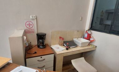 TARAPOTO VENDO CASA CON LOCAL COMERCIAL 240 M² 3 PISOS