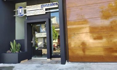 TARAPOTO VENDO CASA CON LOCAL COMERCIAL 240 M² 3 PISOS