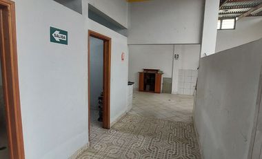 TARAPOTO VENDO CASA CON LOCAL COMERCIAL 240 M² 3 PISOS