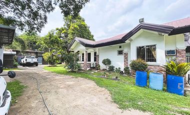 1067 SQM Semi Furnished House And Lot With Bodega Ready for Water Refilling Business