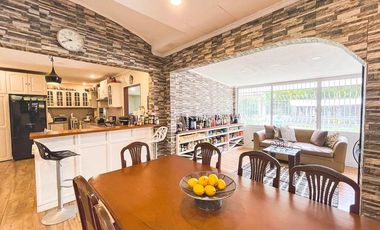 1067 SQM Semi Furnished House And Lot With Bodega Ready for Water Refilling Business