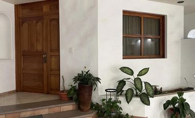 RESIDENCIA EN VENTA EN COUNTRY CLUB GUADALAJARA