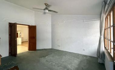 RESIDENCIA EN VENTA EN COUNTRY CLUB GUADALAJARA