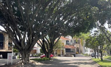 RESIDENCIA EN VENTA EN COUNTRY CLUB GUADALAJARA