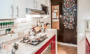 For Sale: 2 Bedroom 2BR Condo in Mandaluyong City at Lee Gardens