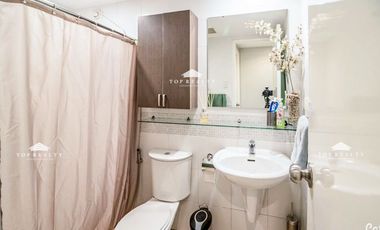 For Sale: 2 Bedroom 2BR Condo in Mandaluyong City at Lee Gardens