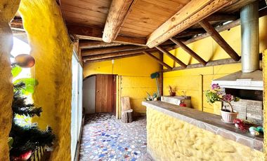 Se vende casa comercial, uso residencial, 17 piezas y 6 baños, frente a UTAL, Curicó