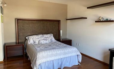 HABITACION AMPLIA AMUEBLADA, TODOS LOS SERVICIOS INCLUIDOS