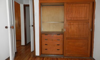 VENTA DE CASA 3 PLANTAS EN CARCELÉN