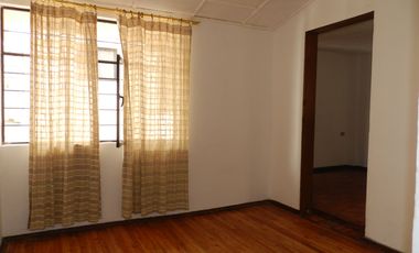 VENTA DE CASA 3 PLANTAS EN CARCELÉN