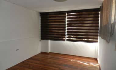 VENTA DE CASA 3 PLANTAS EN CARCELÉN