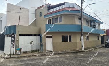 CASA EN VENTA EN RESIDENCIAL CUPATITZIO, URUAPAN, MICHOACAN