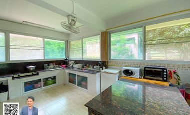 Urgent Sale: Khao Yai House with Nearly 1 Rai of Land, Located in Phu Sam Dao, Opposite GranMonte Vineyard