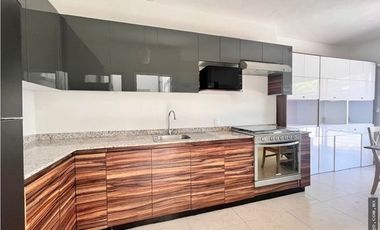 CASA EN VENTA EN CONDOMINIO LOMAS DE ATZINGO