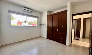 CASA EN VENTA EN CONDOMINIO LOMAS DE ATZINGO