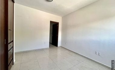 CASA EN VENTA EN CONDOMINIO LOMAS DE ATZINGO