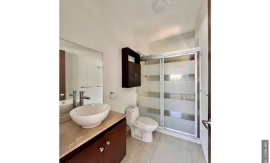 CASA EN VENTA EN CONDOMINIO LOMAS DE ATZINGO