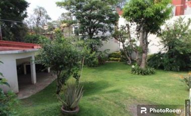 CASA EN VENTA EN CONDOMINIO LOMAS DE ATZINGO