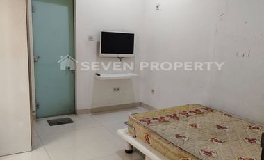 For Sale : Beautiful 2-Story Semi-Furnished Rental House with Freehold Title in Kota Wisata Cibubur - Land Size: 200 m², Building Size: 300 m²