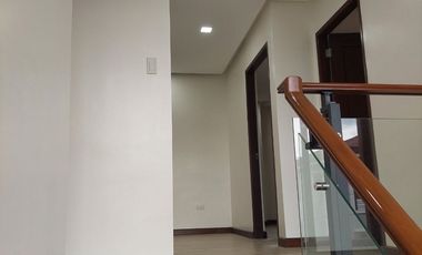 La Residencia de Sta Rosa 4BR house for sale