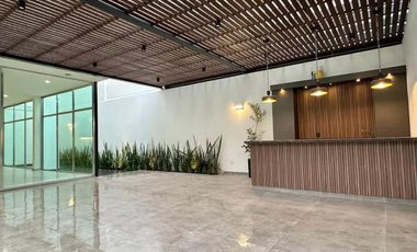 Venta de casa de lujo en Loma Real